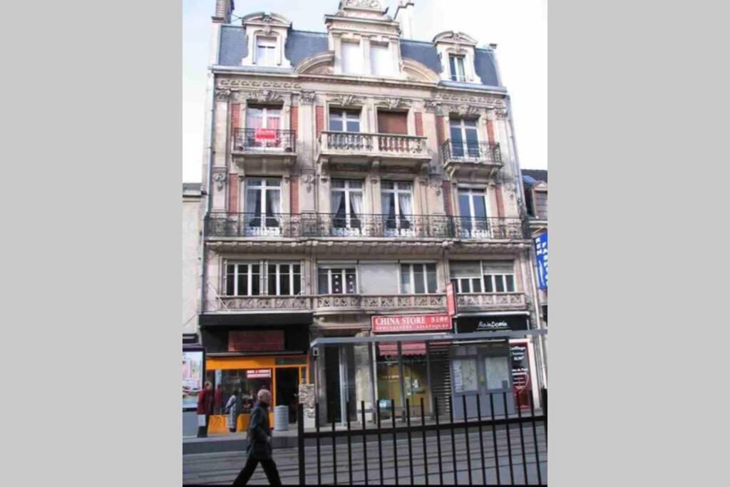 Hypercentre Vesle - Studette 3 Apartman Reims Kültér fotó